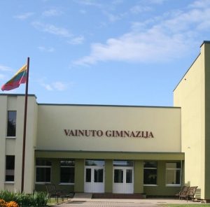 Vainuto-gimnazija